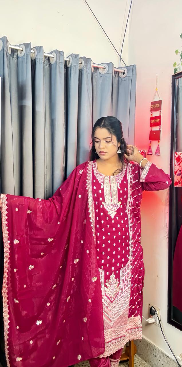 Heavy Embroidered Georgette Salwar Kameez